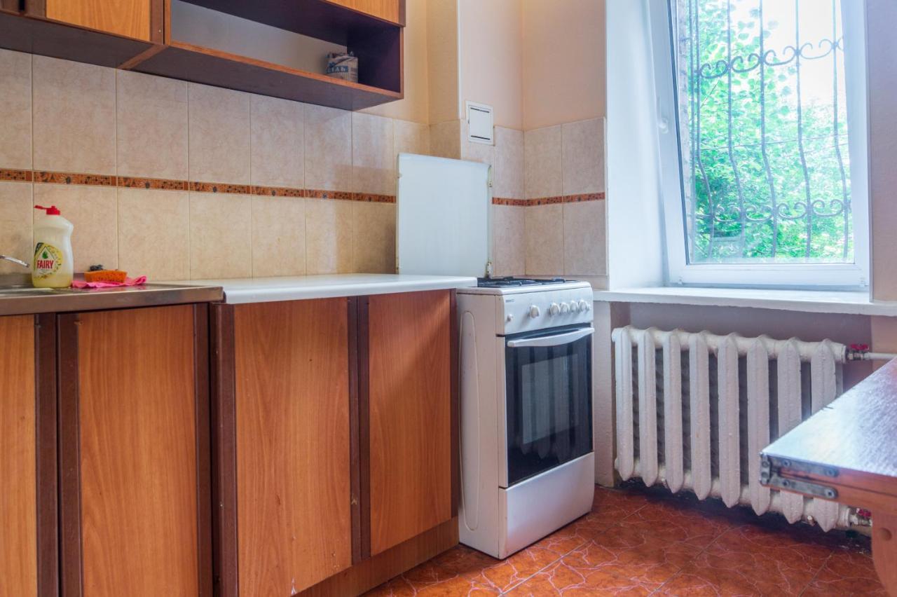 1 Комнатная Квартира По Улице Предславинская, 12 Kiev Bagian luar foto