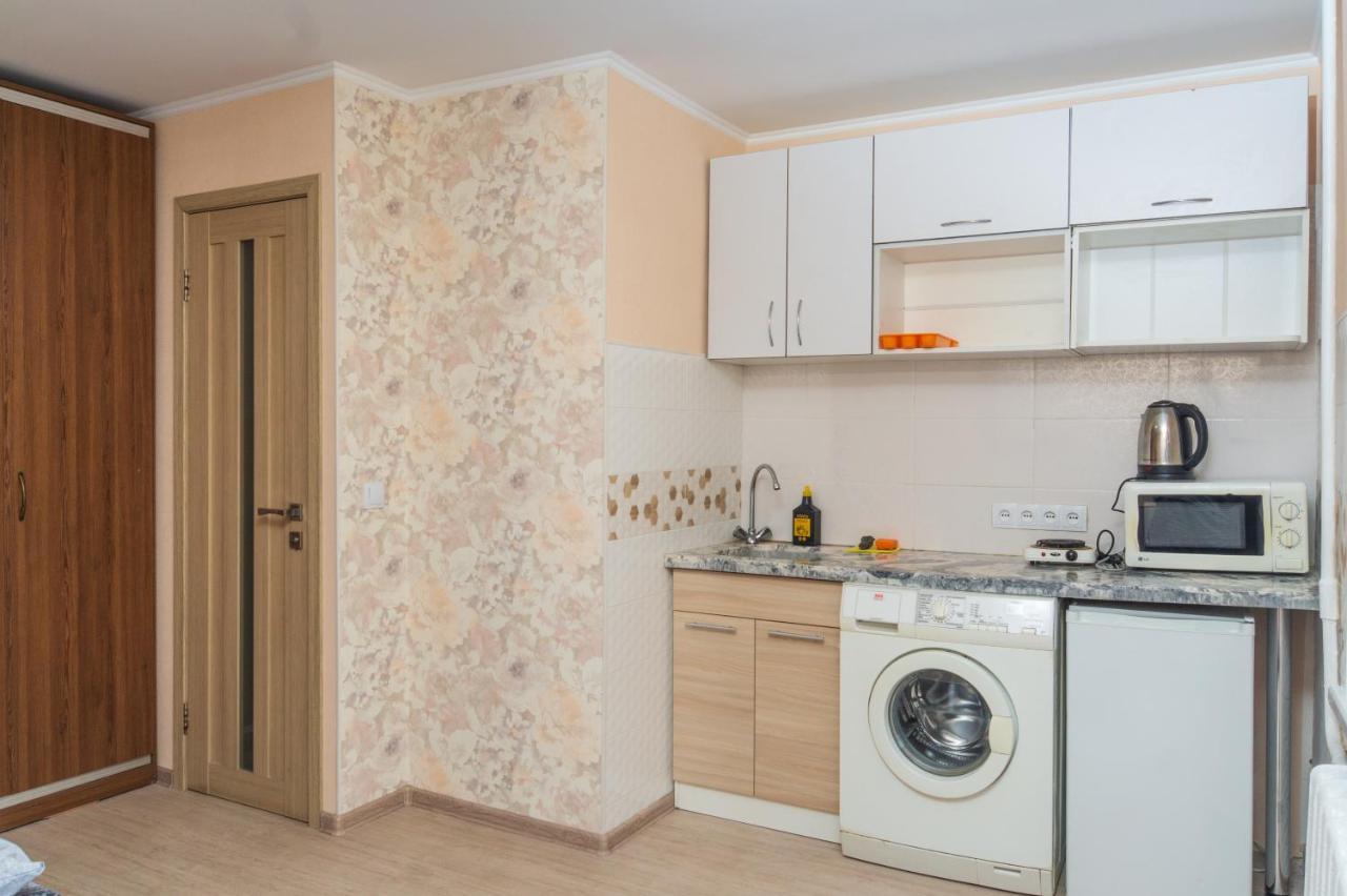 1 Комнатная Квартира По Улице Предславинская, 12 Kiev Bagian luar foto