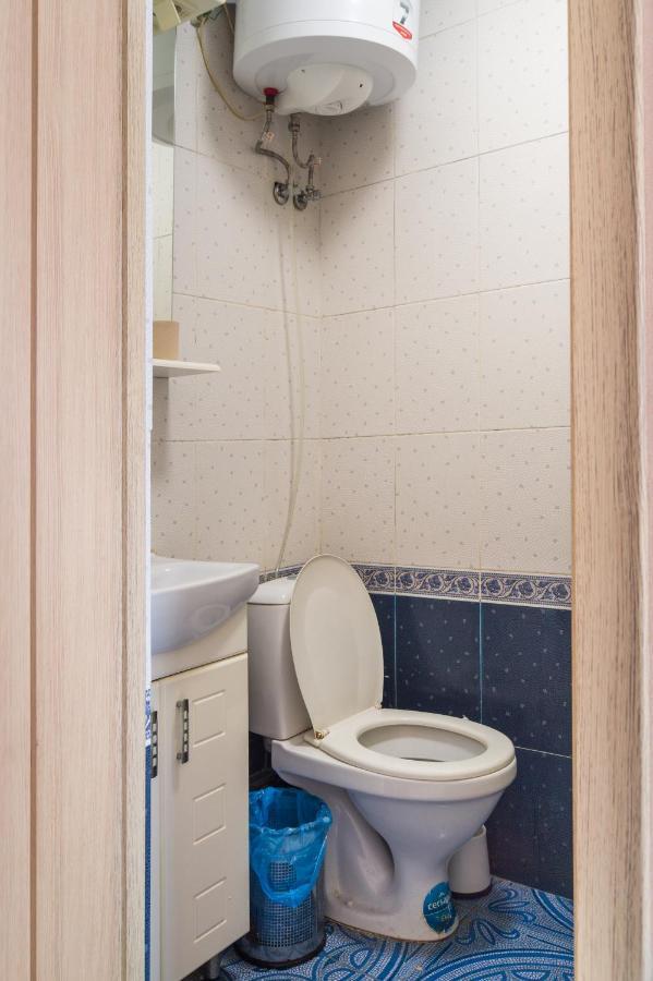 1 Комнатная Квартира По Улице Предславинская, 12 Kiev Bagian luar foto