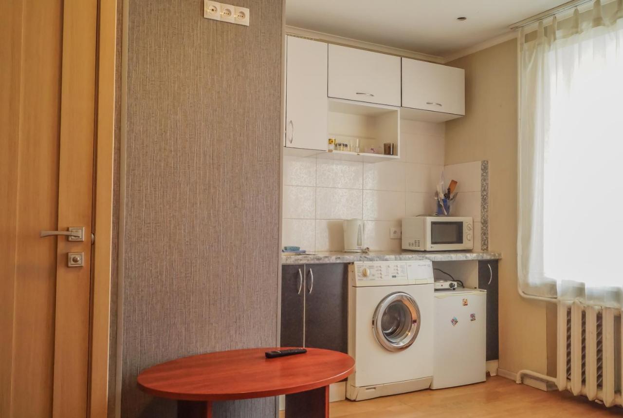 1 Комнатная Квартира По Улице Предславинская, 12 Kiev Bagian luar foto